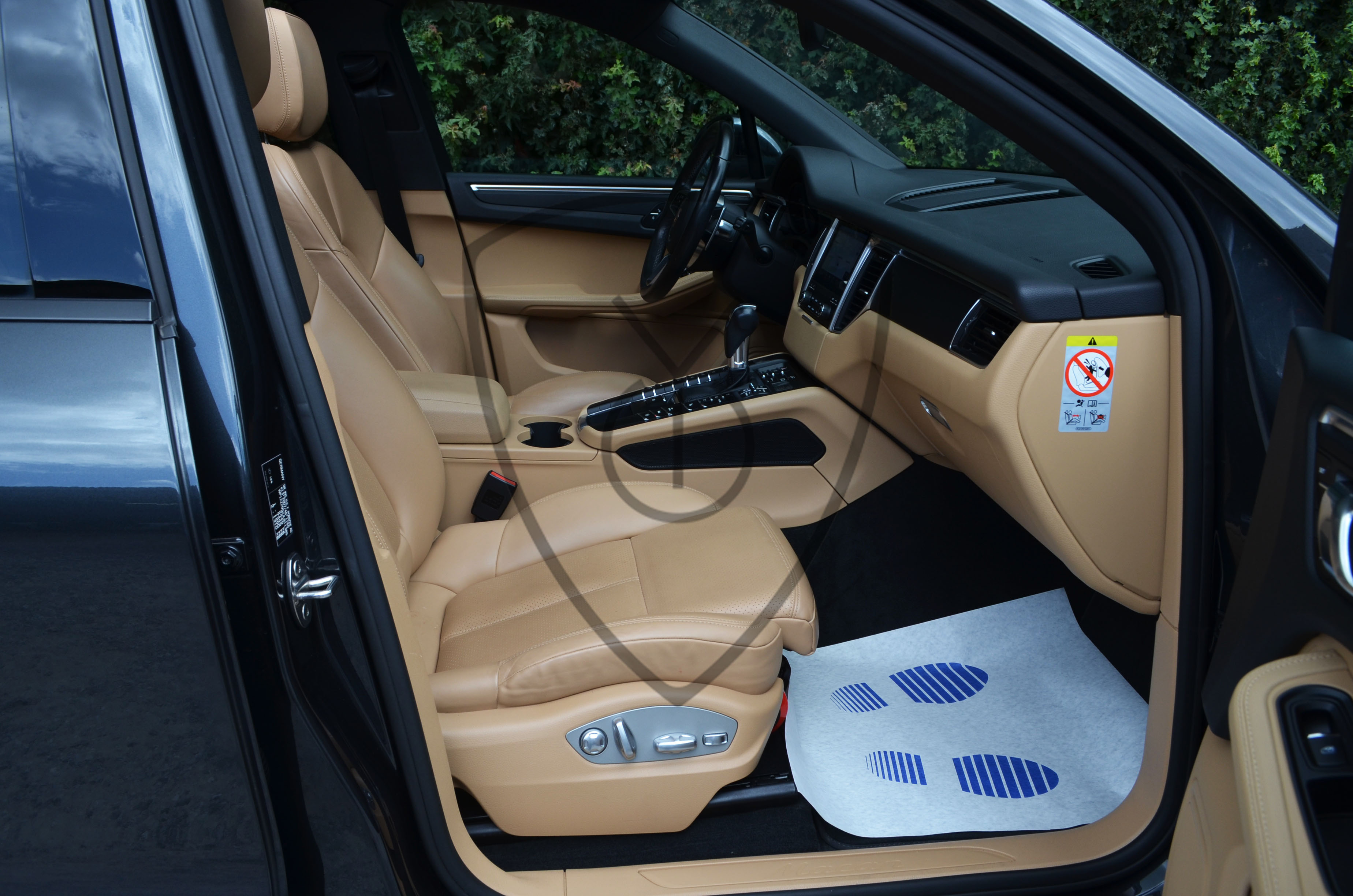 PORSCHE MACAN TURBO PDK — image 12